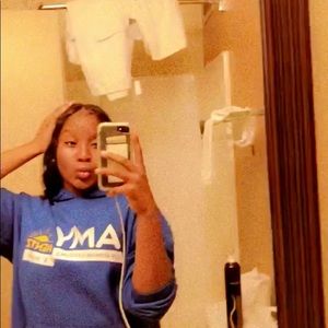 Meet your Posher, Ashia